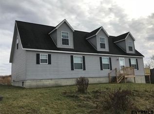 97 Hunt Rd, Buskirk, NY 12028