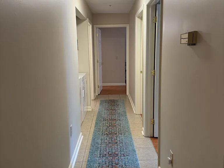 261 Simpson Ave #127 — Photo 11