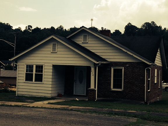 2nd image of 1014 2nd Ave E