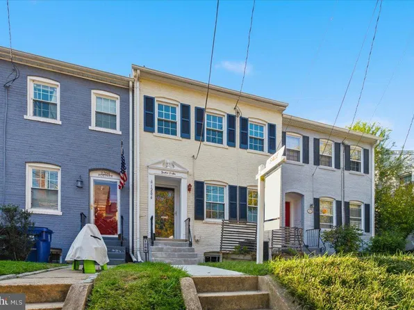 1206 Portner Rd, Alexandria, VA 22314