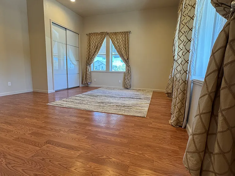 upstairs master bedroom