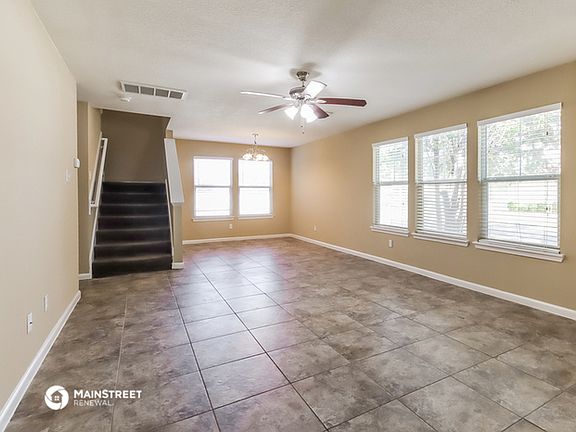 5th image of 6237 Settlers Square Ln