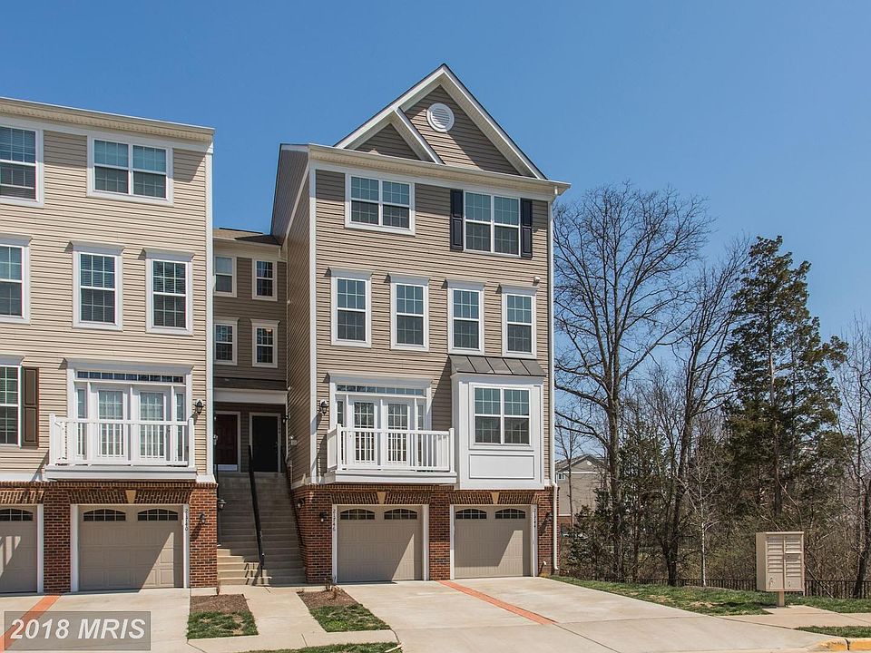 Amazing Four Level Town Home