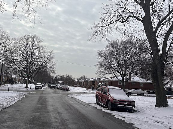 5th image of 12900 S Exchange Ave