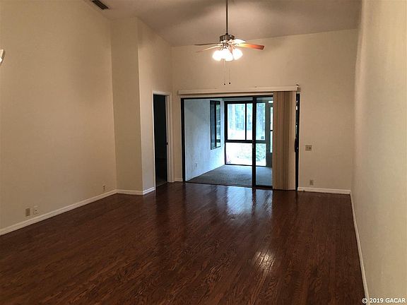 4th image of 4031 NW 23rd Cir