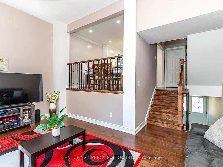 350 Camelot Ct #38 — Photo 9