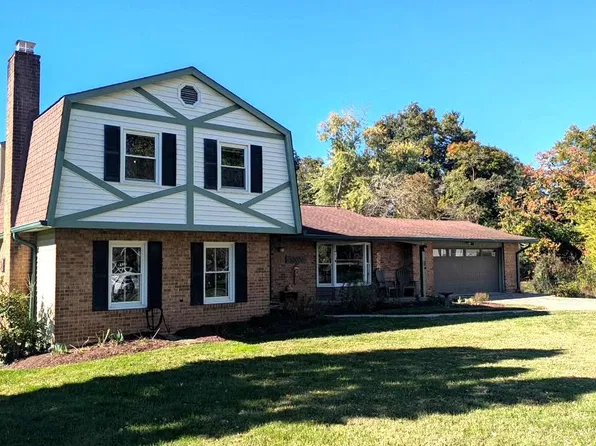 18036 Lafayette Dr, Olney, MD 20832