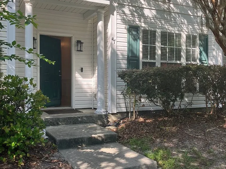 47 Regent Ave — Photo 4