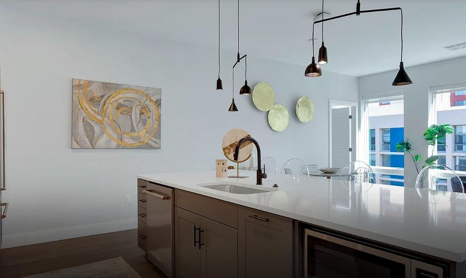 1st image of 1833 Market St #1102