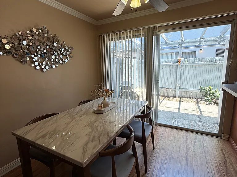 Dinning room area