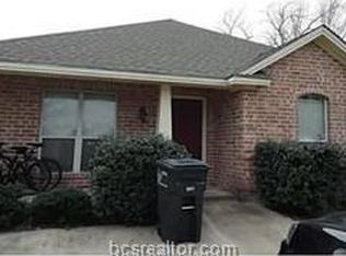 704 Pasler St, College Station, TX 77840
