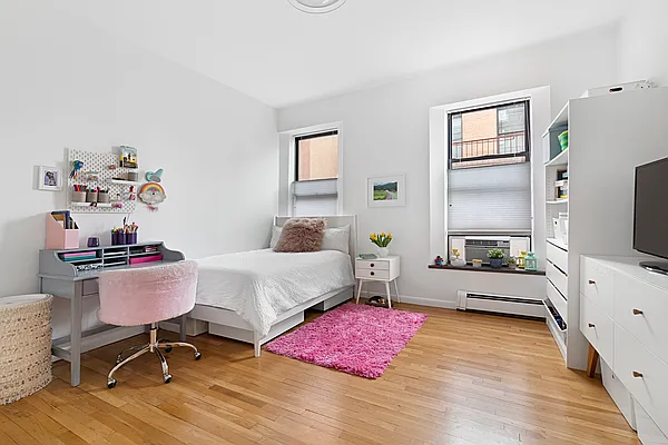 Sold by Compass | media 5