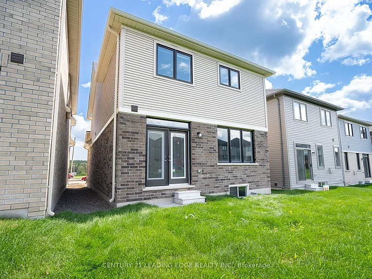 1097 Trailsview Ave — Photo 41