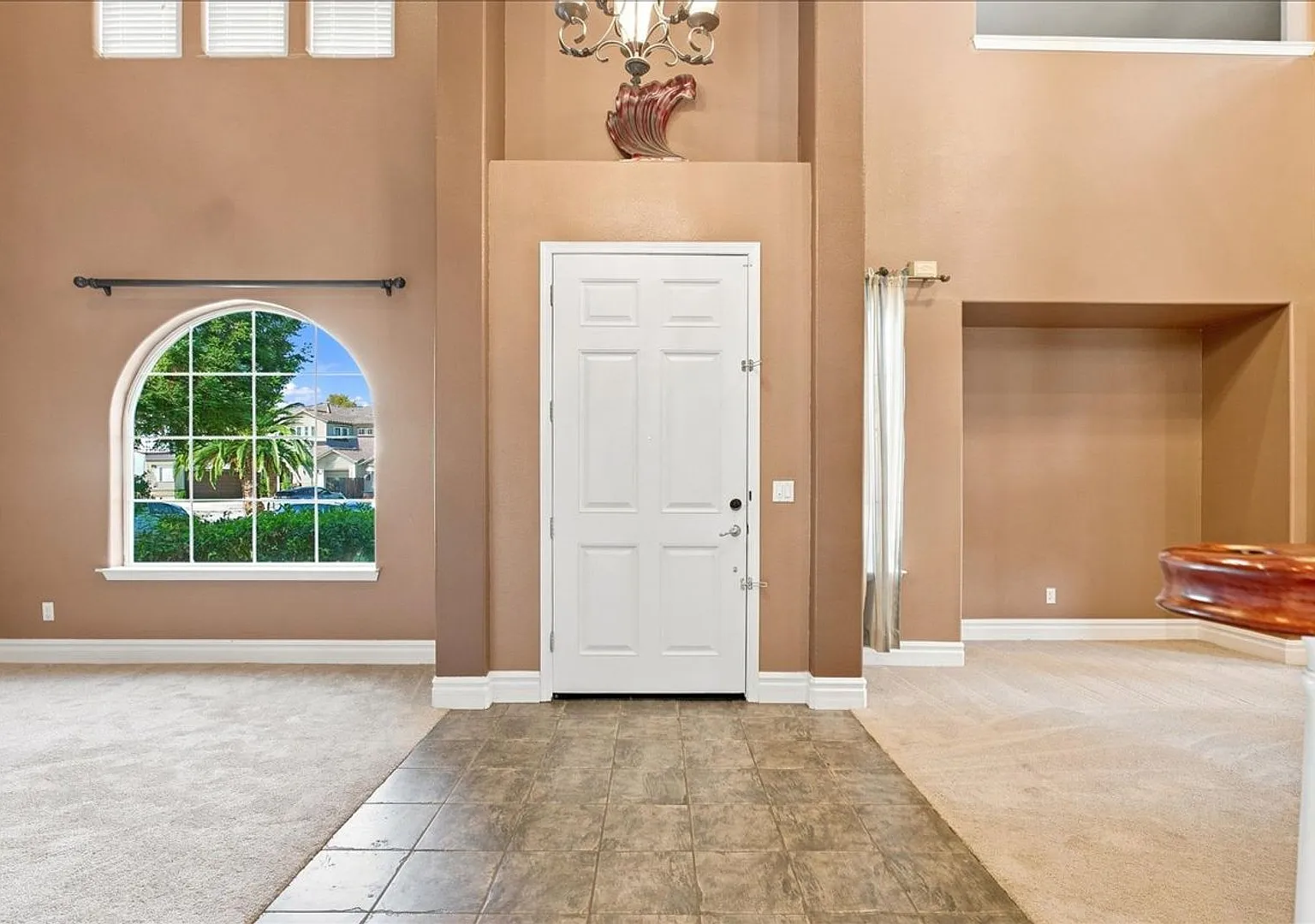 9351 Palmerson Dr — Photo 3