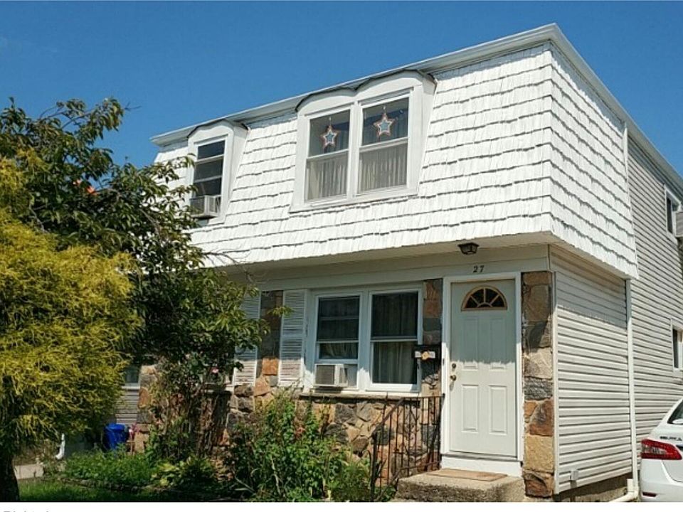 1st image of 27 Rockville Ave