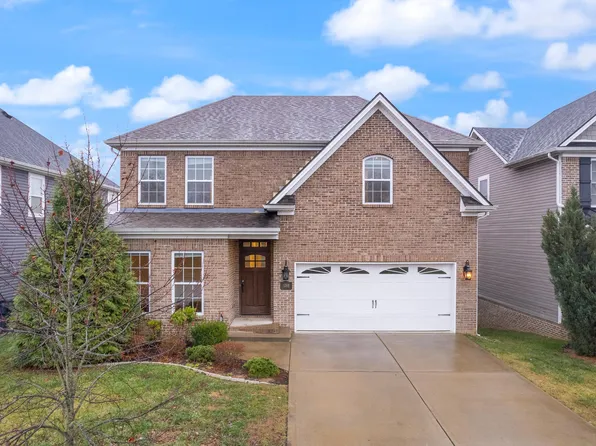 1088 Kavenaugh Ln, Lexington, KY 40509