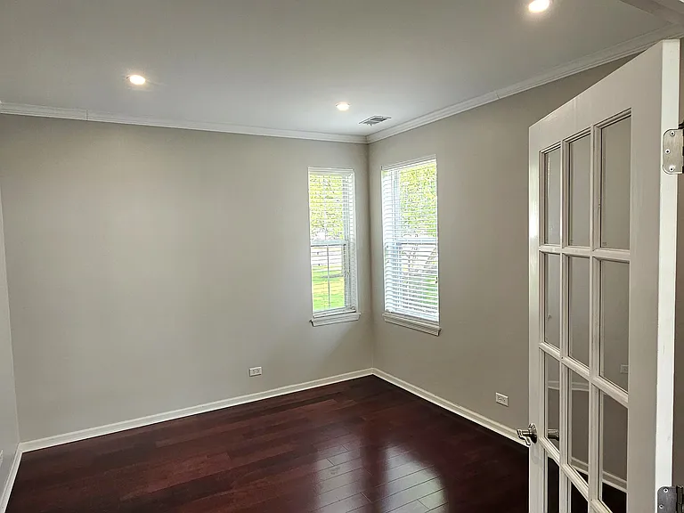 481 Silver Charm Dr — Photo 5