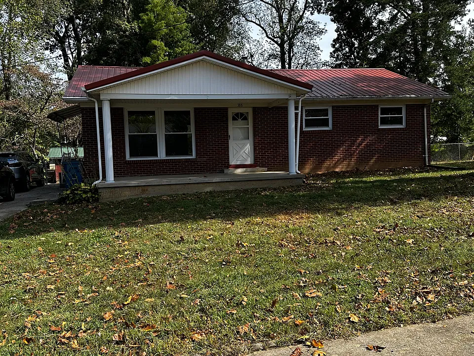 388 Brookwood Dr