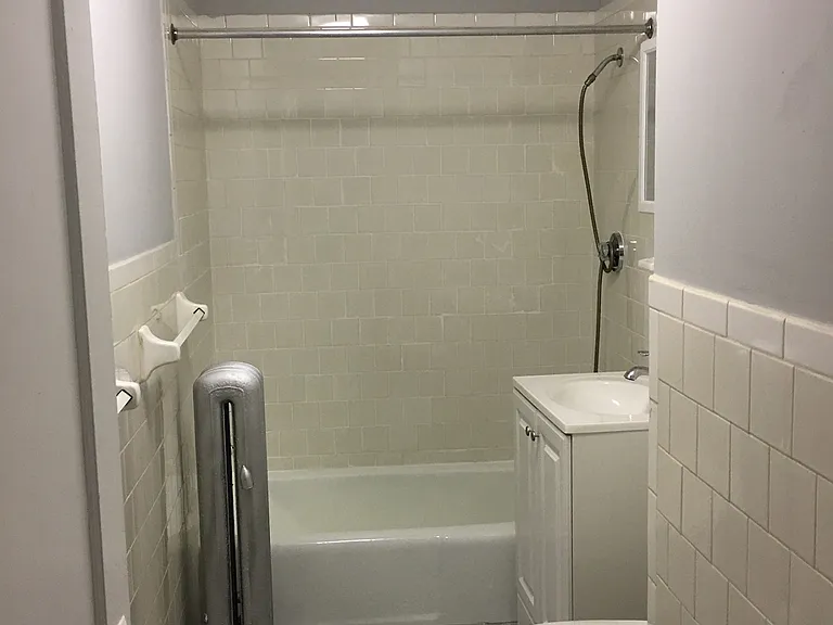 3 Bardwell St #1 — Photo 13