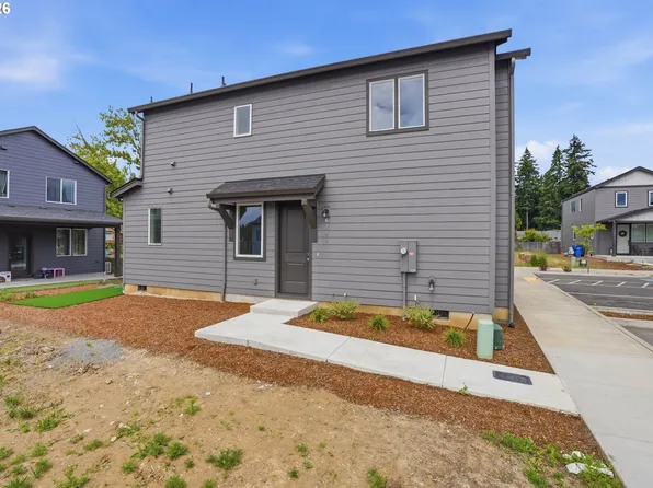 6204 NE 43rd St, Vancouver, WA 98661