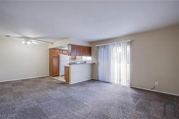 2 bed, 908 sqft, $1,800 — Photo 3