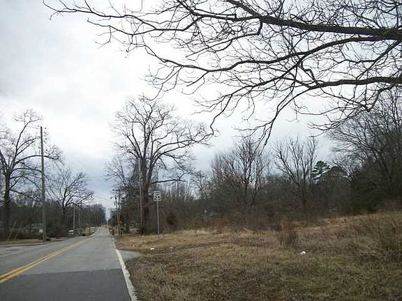 5th image of 64 Mineral Ave