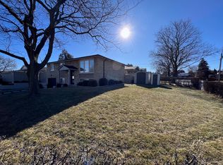 41 Lavina Cres, Hamilton, ON L9C5S7