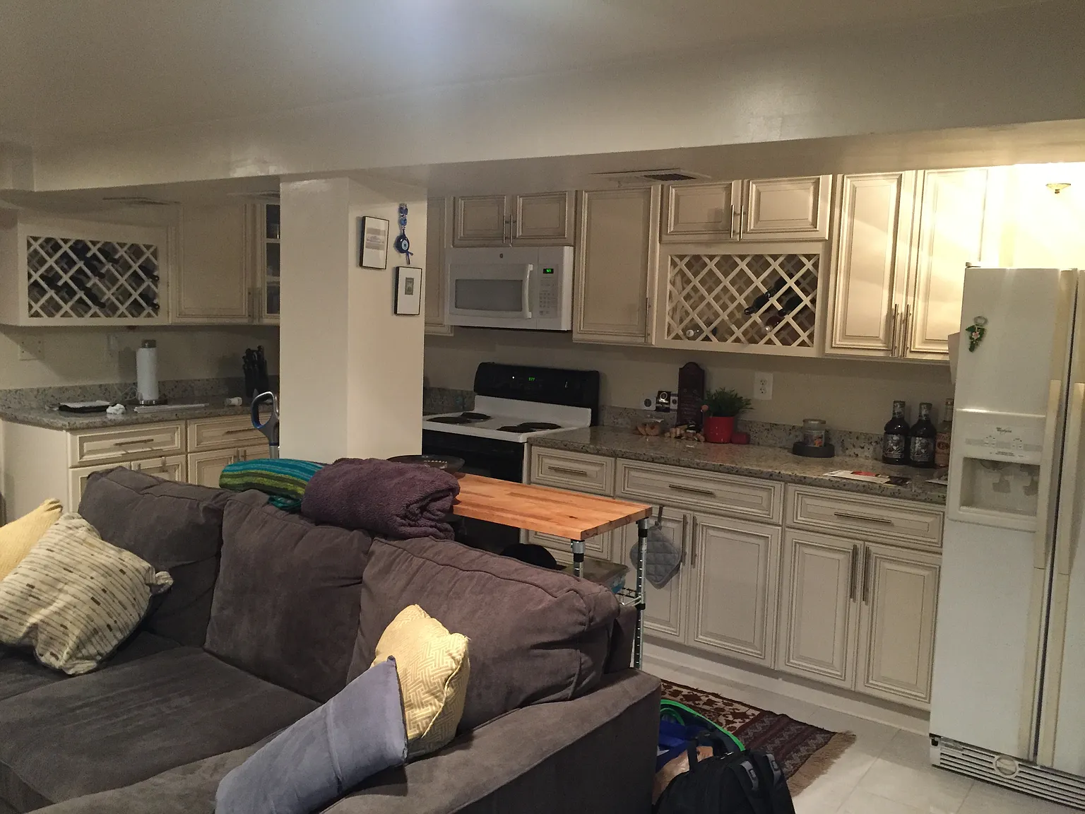 1 bed, 800 sqft, $2,000 — Photo 3