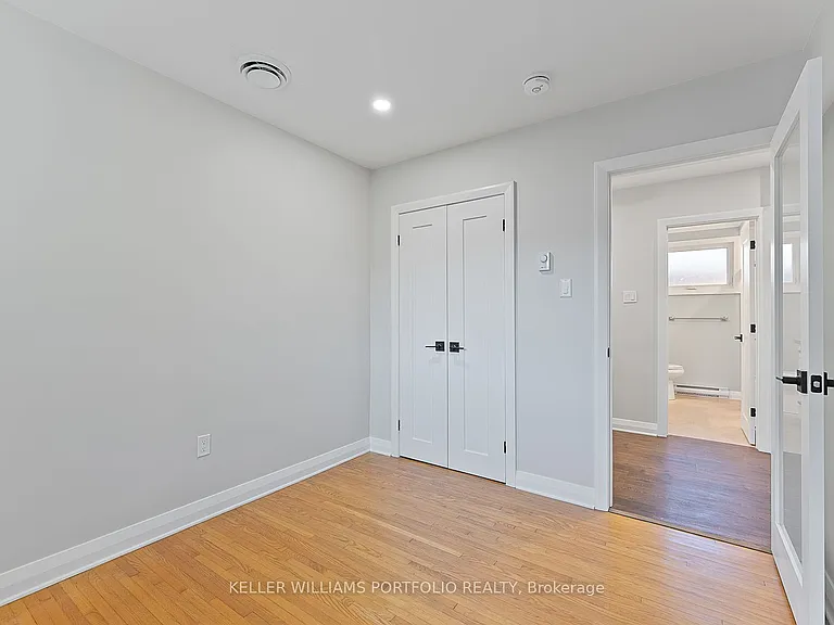 32 Gatesview Ave #UPPER — Photo 36