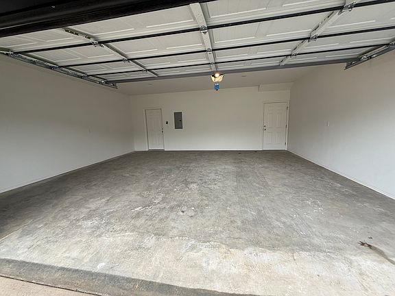 2nd image of 1026 S Benchmark Ln #1