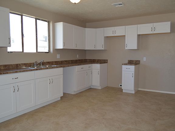 4th image of 4916 W Catalina Dr