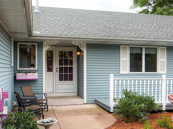 2nd image of 2508 Knoll Cir