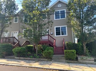 30 Grafton St ROOM 2, Providence, RI 02904