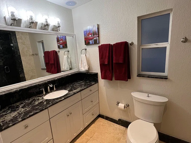 4101 W Watrous Ave — Photo 18