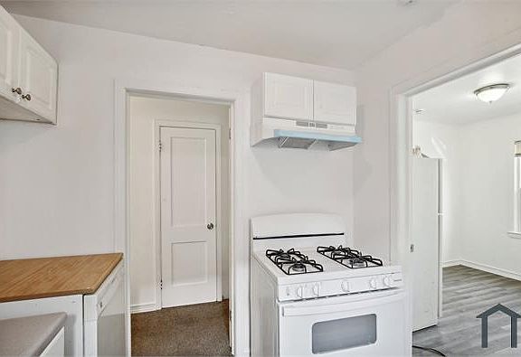 4th image of 3724 S Ethel St