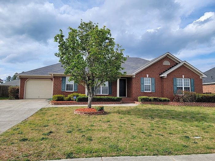 1st image of 3433 Essex Pl