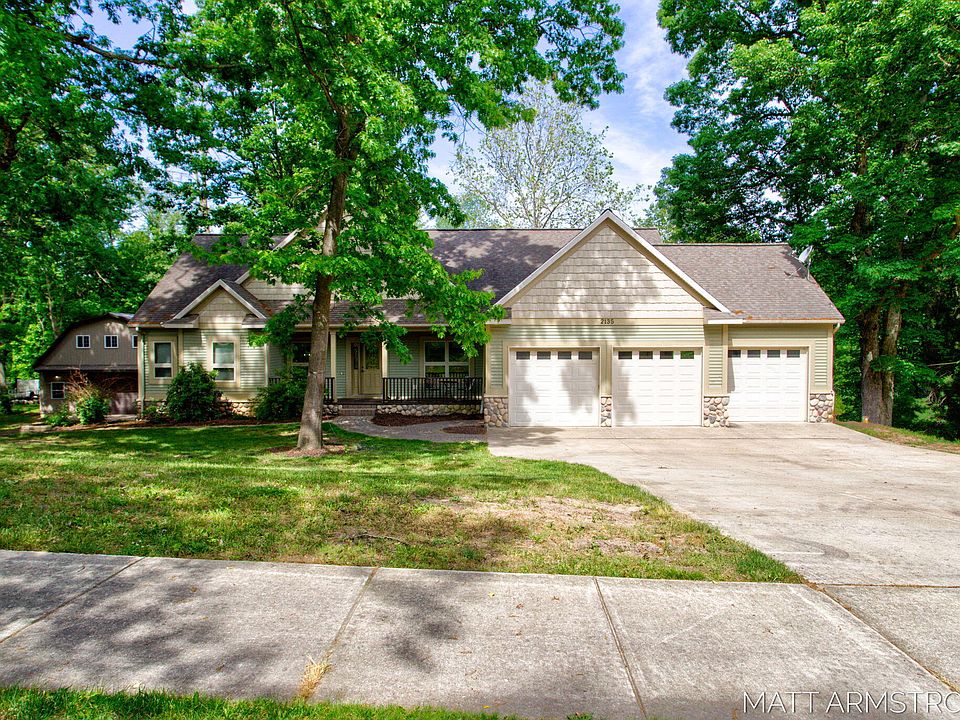 1st image of 2135 Hilltop View Dr