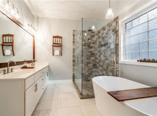 7655 Abbey Glen Dr, Cumming, GA 30028