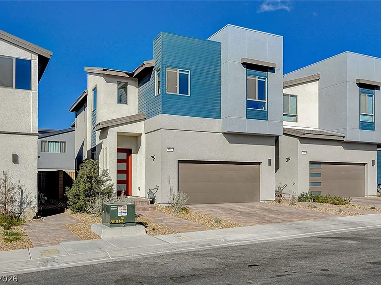 3354 Via Strada St — Photo 2