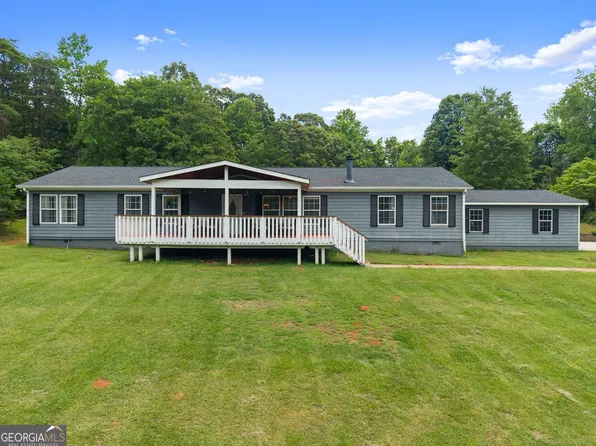 82 Bobbys Dr, Cleveland, GA 30528