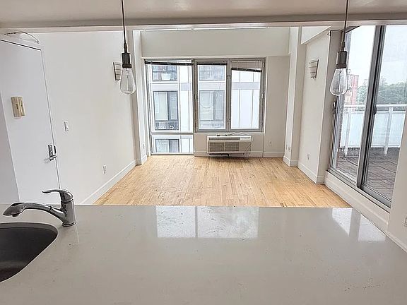 2nd image of 8285 116th St APT 6A