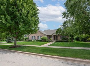 298 Quinlan Ave, Dekalb, IL 60115