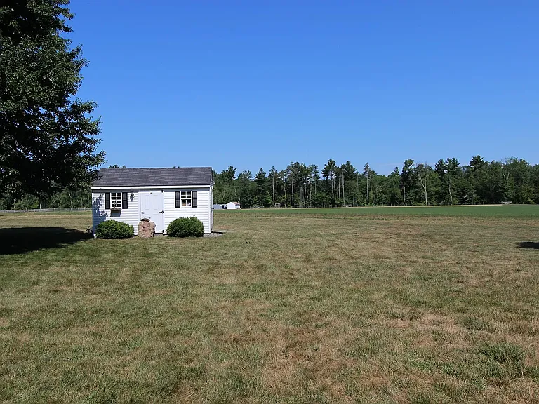 230 Field Rd — Photo 6