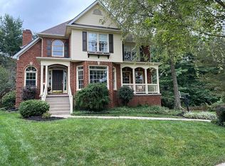 700 Maple Ridge Ln, Lexington, KY 40509