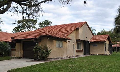 2nd image of 1523 Waldorf Cir NE