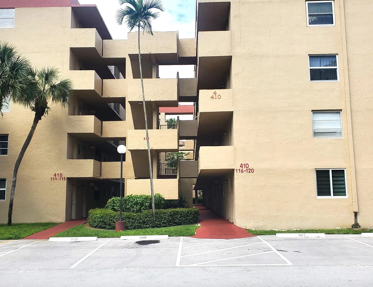 2 bed, 2.0 bath, 1260 sqft, $2,100 — Photo 4