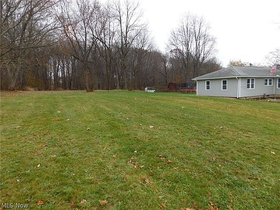 4th image of 1693 Betz Dr