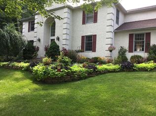 1501 Von Stuben Dr, West Chester, PA 19380