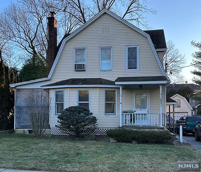 16 Clarke St, Closter, NJ 07624 | Zillow