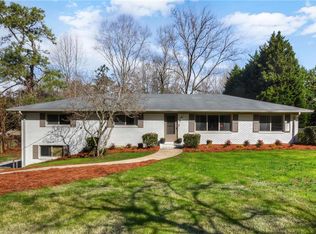 1821 Kinridge Rd, Marietta, GA 30062